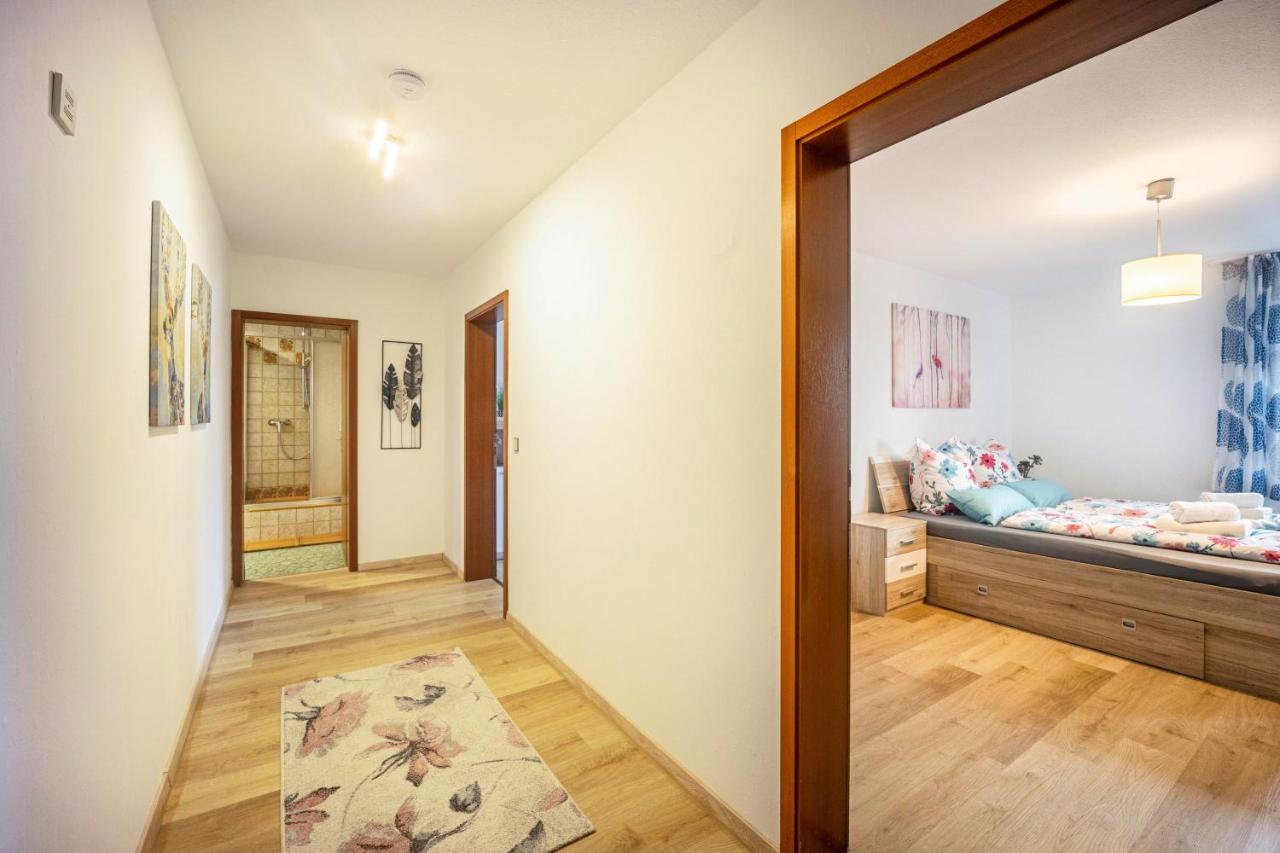 Erkheim Apartment Bagian luar foto